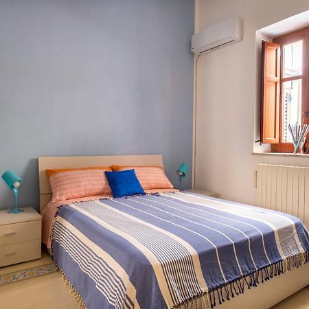 Ferienwohnung La Casa Di Sara A Mondello Exterior foto